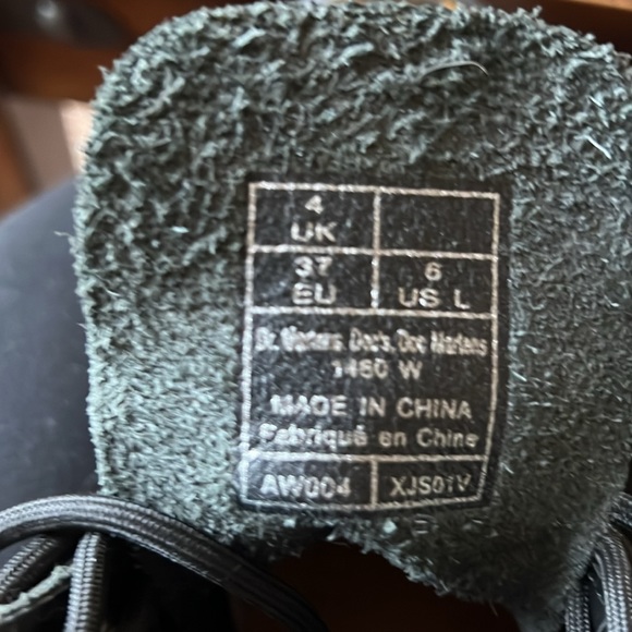 Dr Martens 8 eye lace up boots - Picture 4 of 5